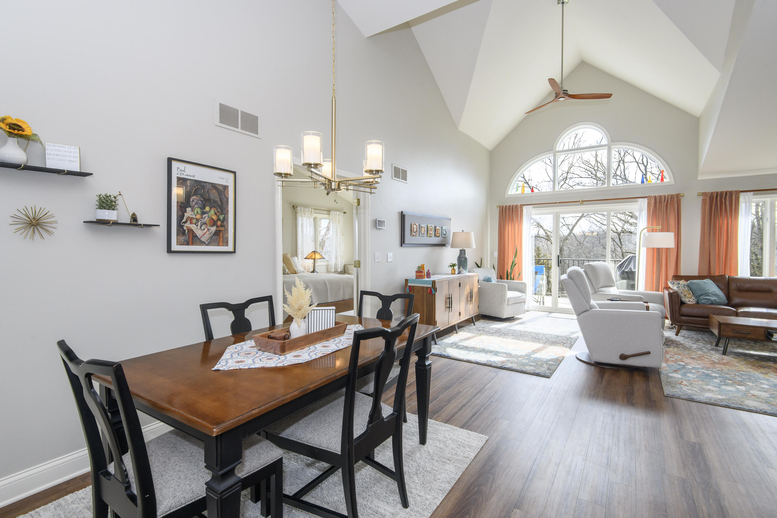 426 Oak Tree Court Hartland, WI 53029 - Photo 23 of 60 426 Oak Tree-18