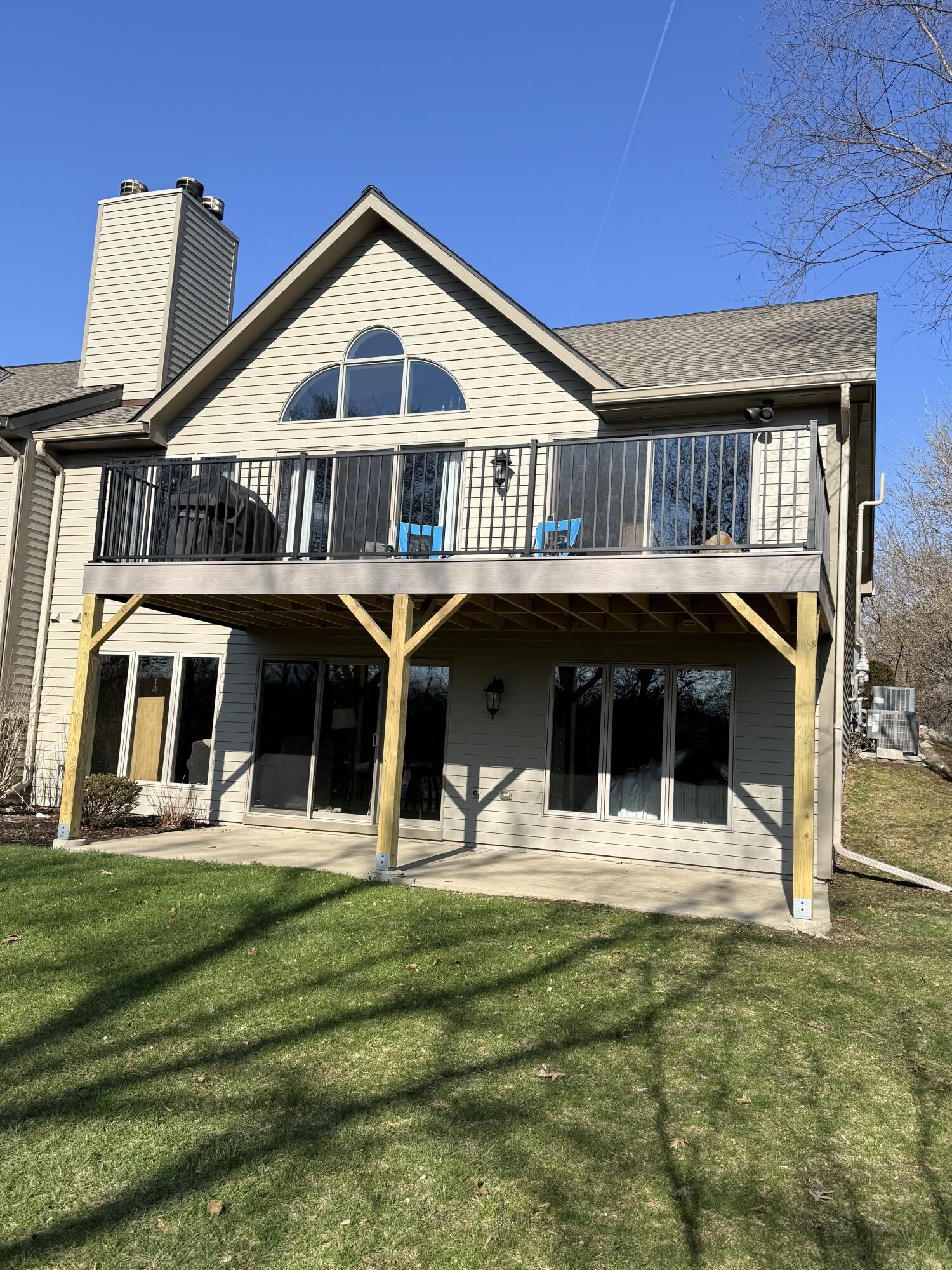 426 Oak Tree Court Hartland, WI 53029 - Photo 3 of 60 IMG_2349