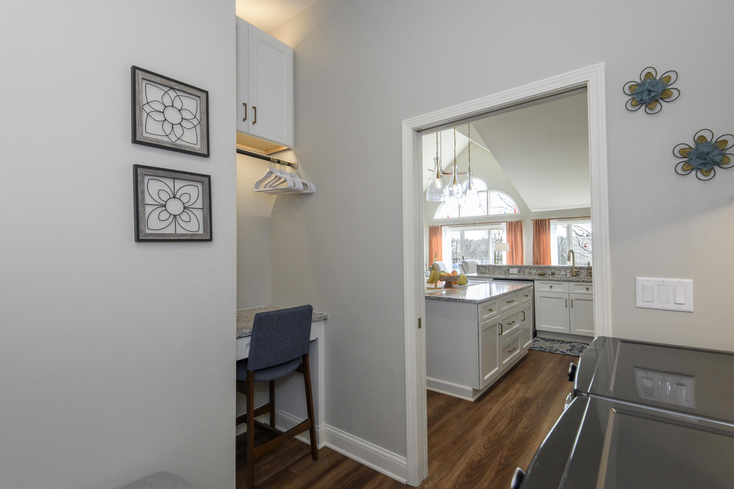 426 Oak Tree Court Hartland, WI 53029 - Photo 31 of 60 426 Oak Tree-26