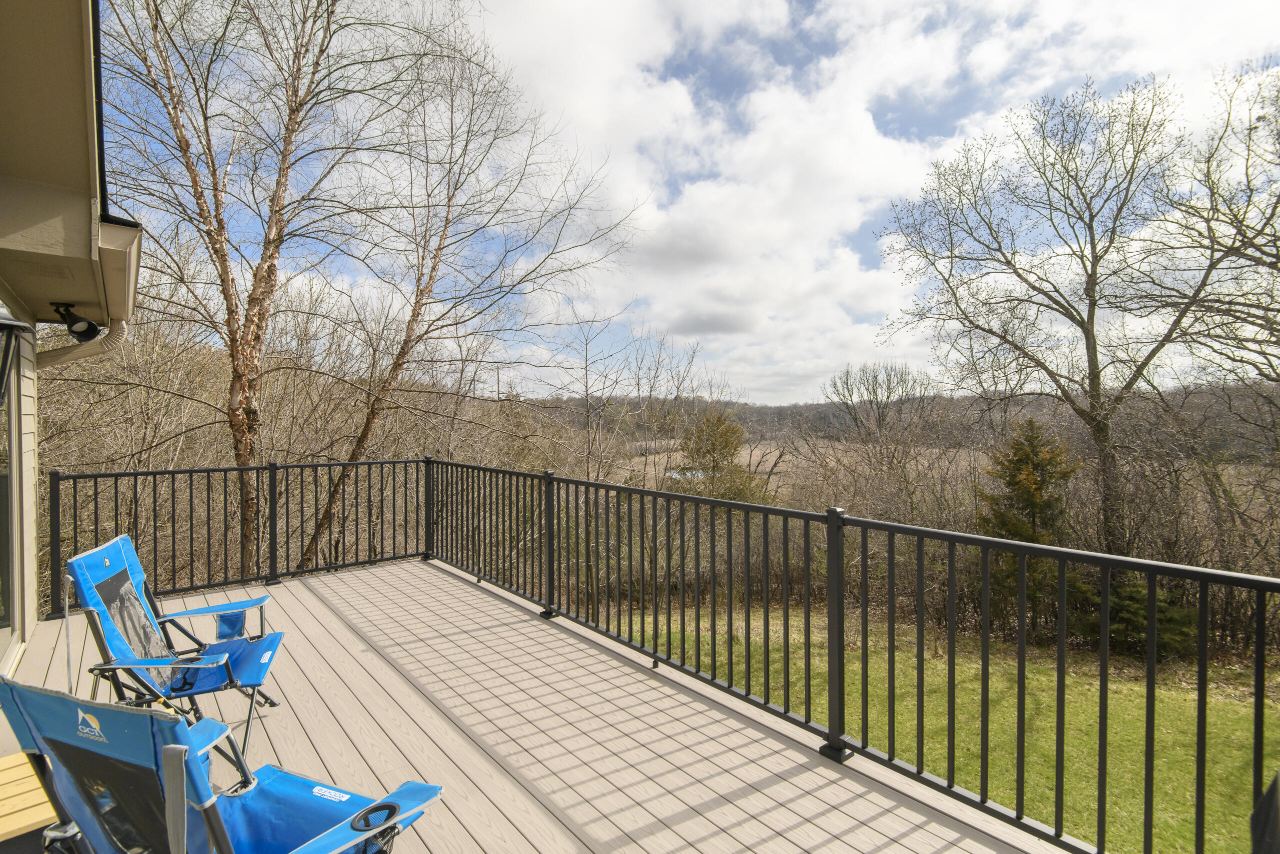 426 Oak Tree Court Hartland, WI 53029 - Photo 32 of 60 426 Oak Tree-27