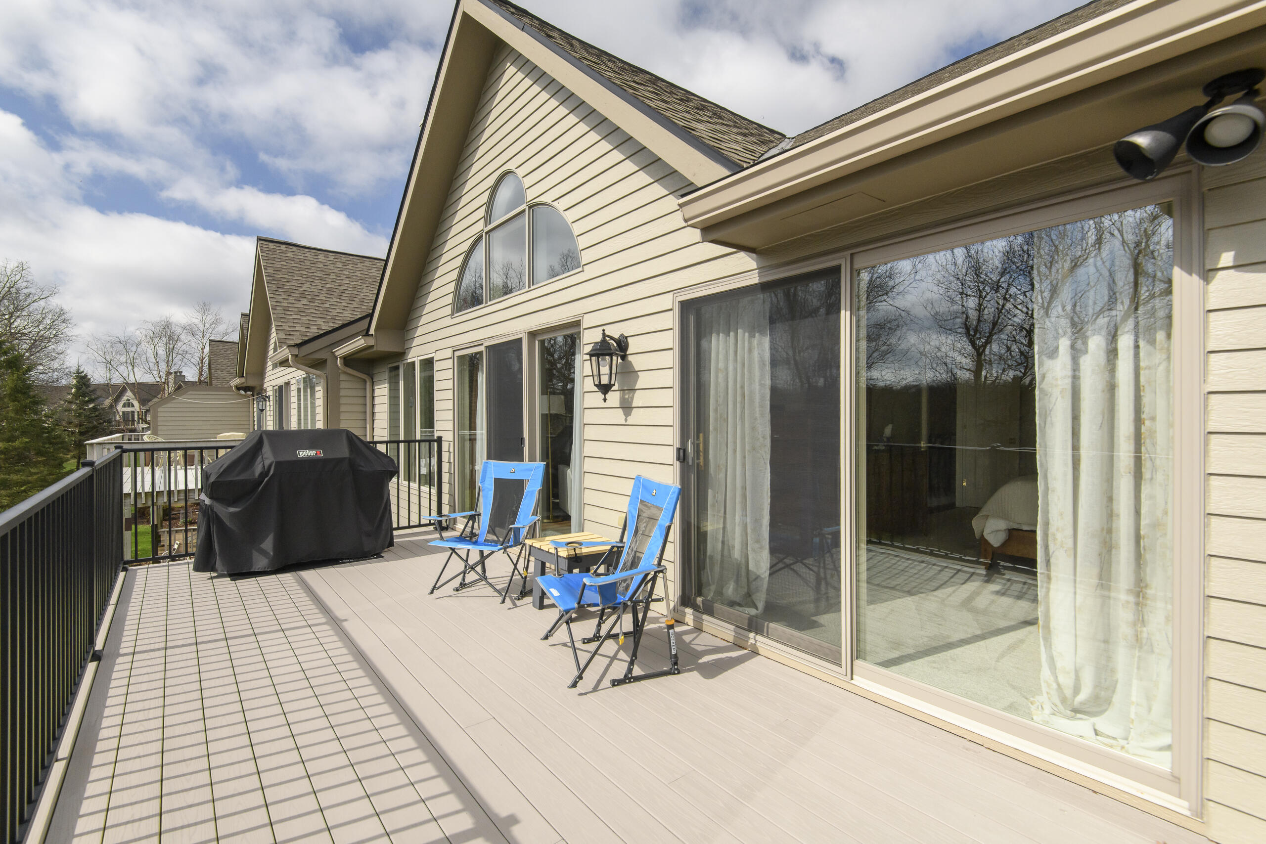 426 Oak Tree Court Hartland, WI 53029 - Photo 34 of 60 426 Oak Tree-29