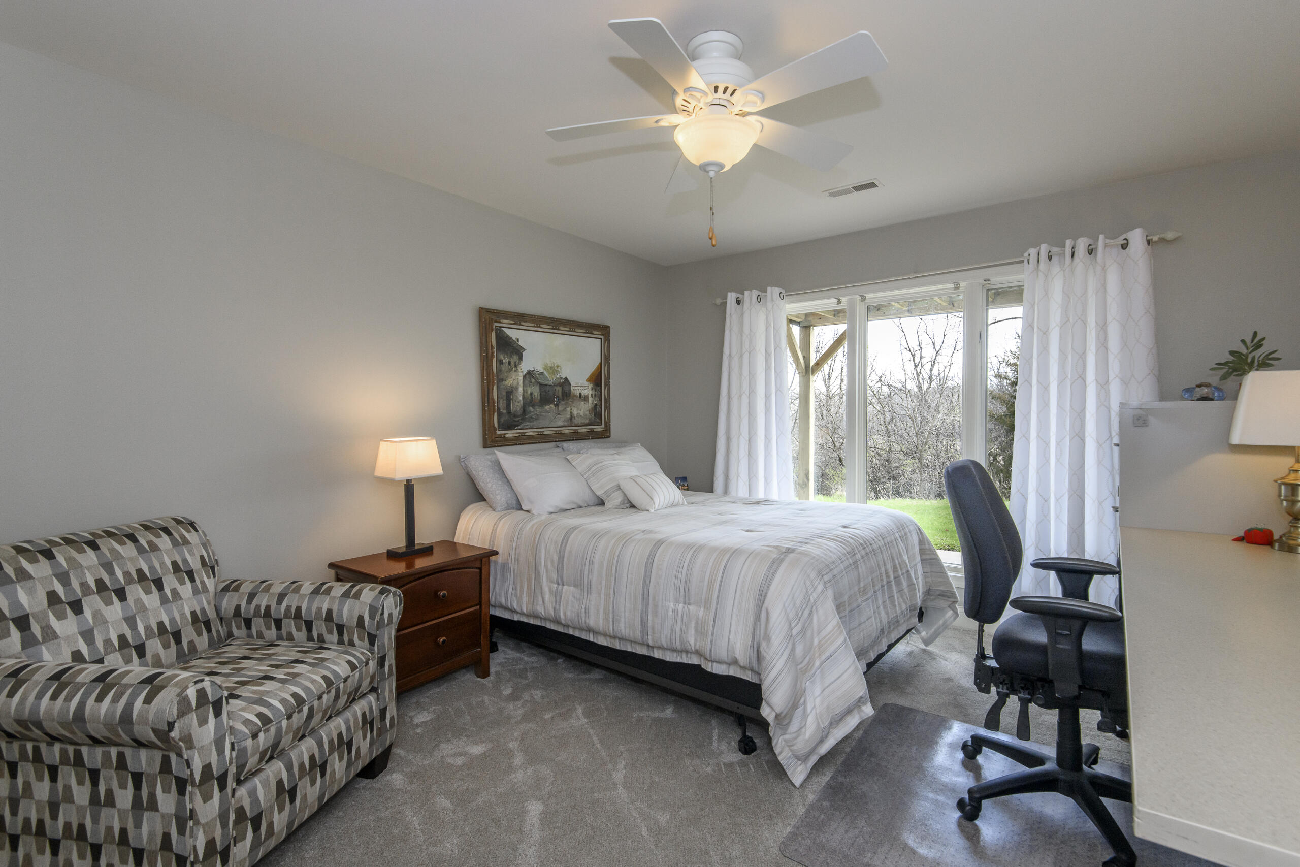 426 Oak Tree Court Hartland, WI 53029 - Photo 44 of 60 426 Oak Tree-39