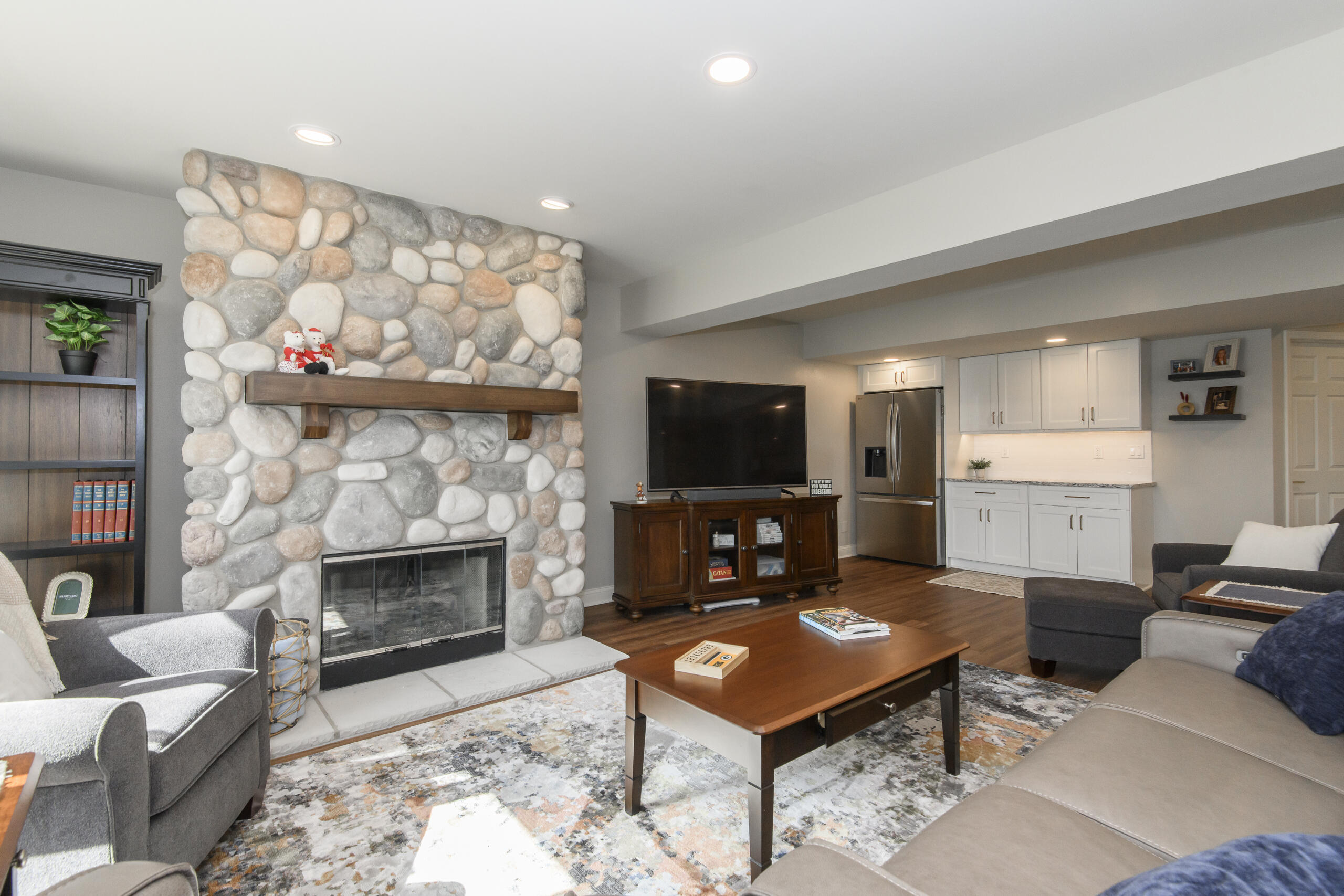 426 Oak Tree Court Hartland, WI 53029 - Photo 50 of 60 426 Oak Tree-45