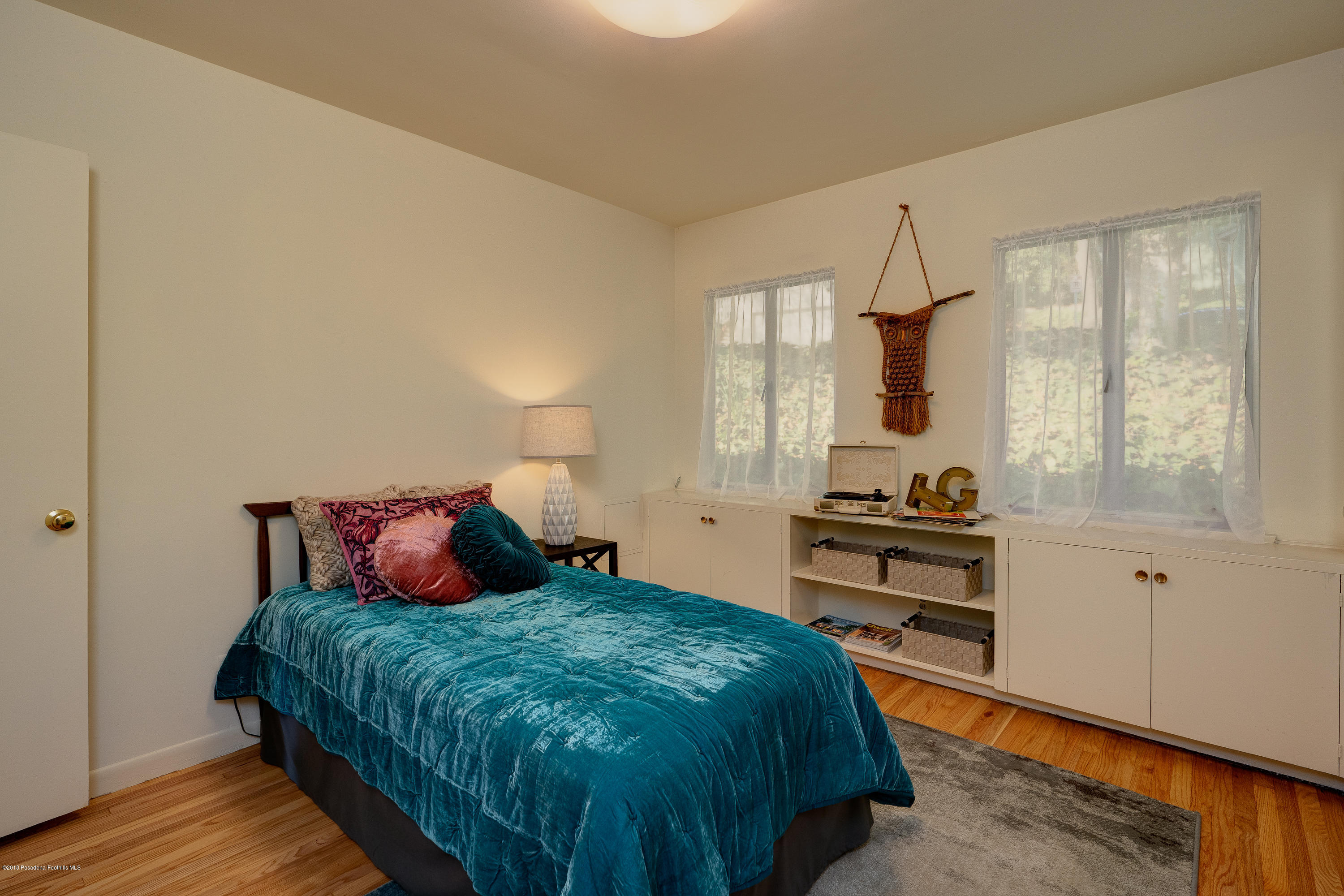 220 Glenullen Drive Pasadena, CA 91105 - Photo 17 of 29 egpimaging_220Glenullen_017_MLS