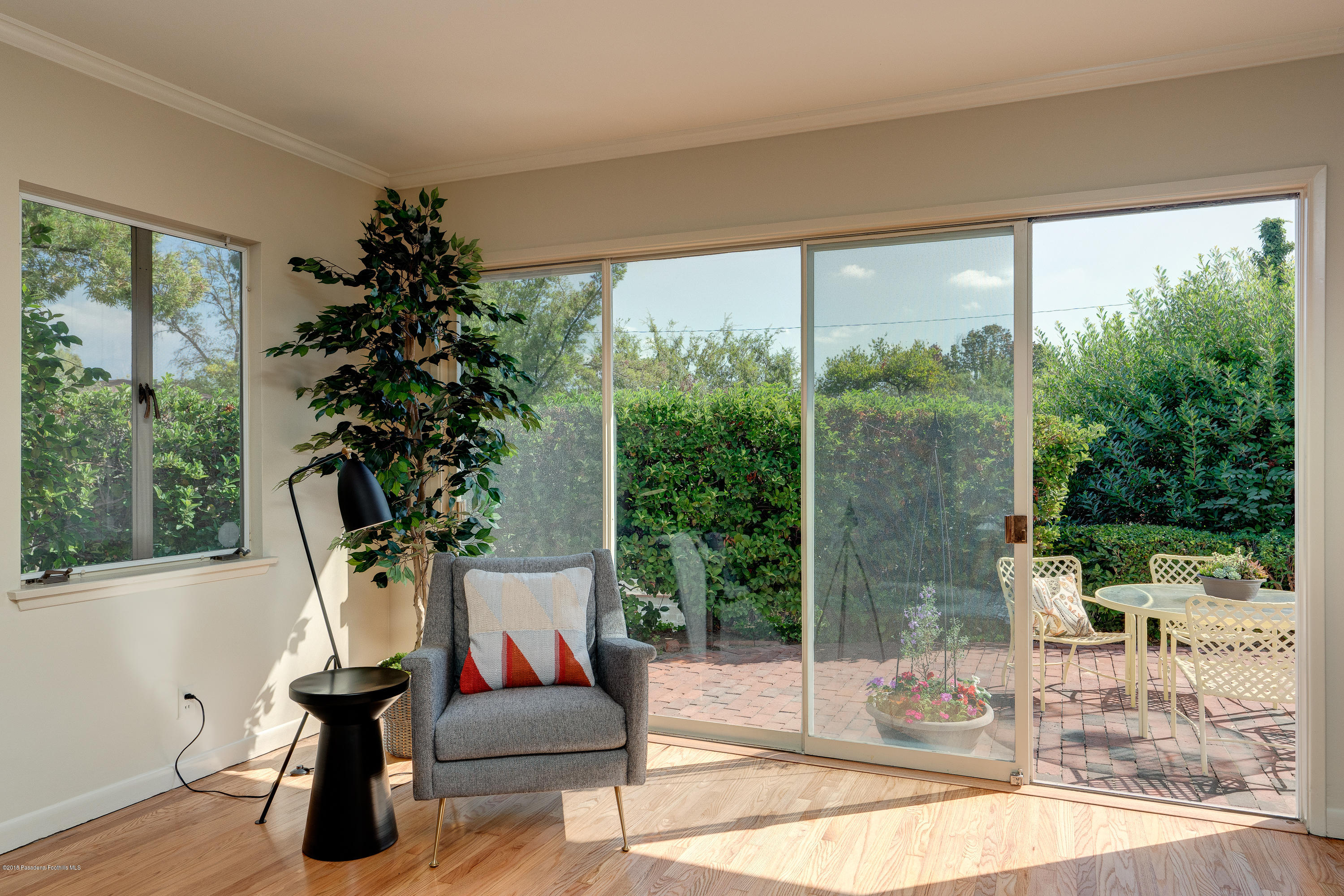 220 Glenullen Drive Pasadena, CA 91105 - Photo 23 of 29 egpimaging_220Glenullen_023_MLS