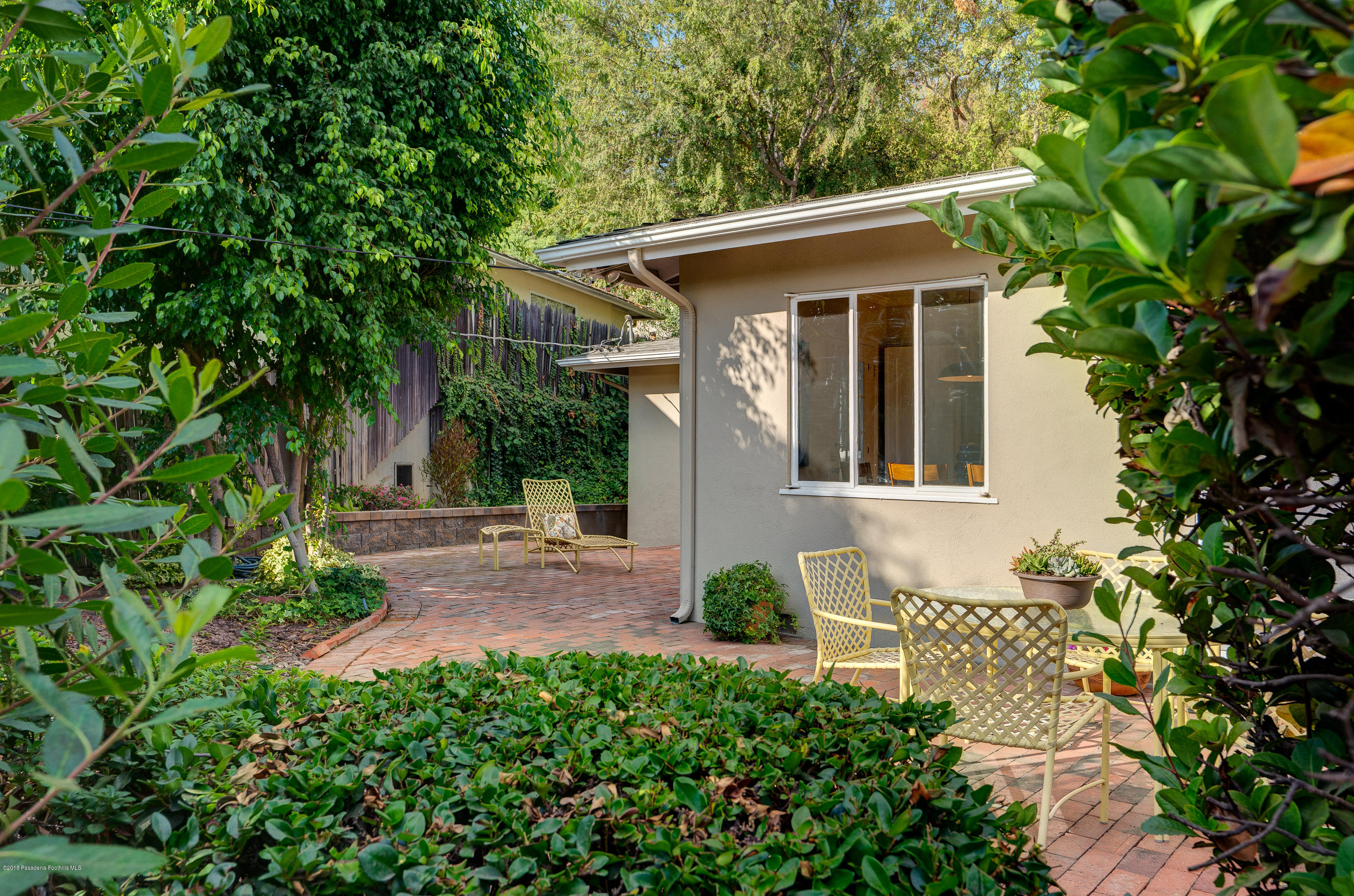 220 Glenullen Drive Pasadena, CA 91105 - Photo 28 of 29 egpimaging_220Glenullen_028_MLS