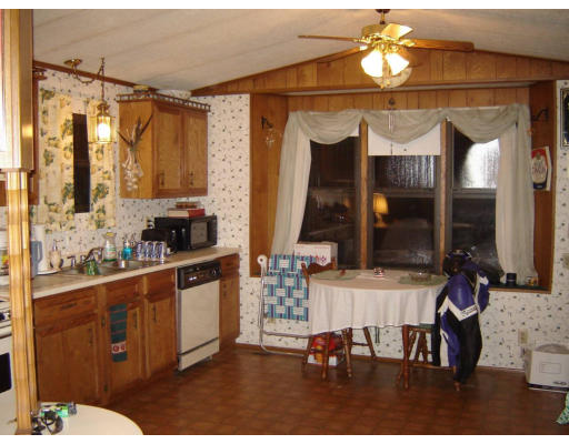 32 Gould Road Ware, MA 01082 - Photo 2 of 5 Gallery Image 2