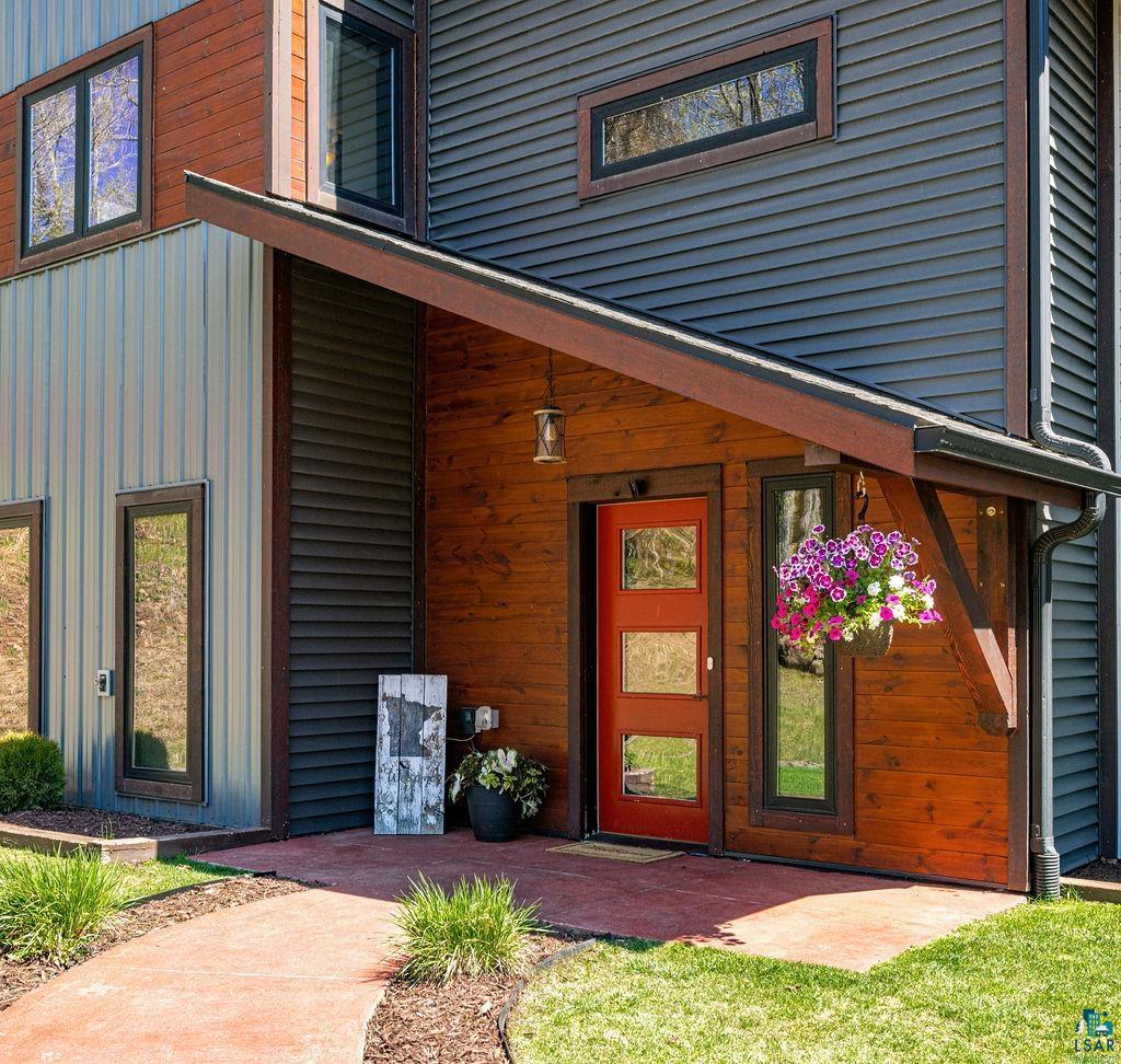 5196 Eagle Lake Road Duluth, MN 55803 - Photo 4 of 51