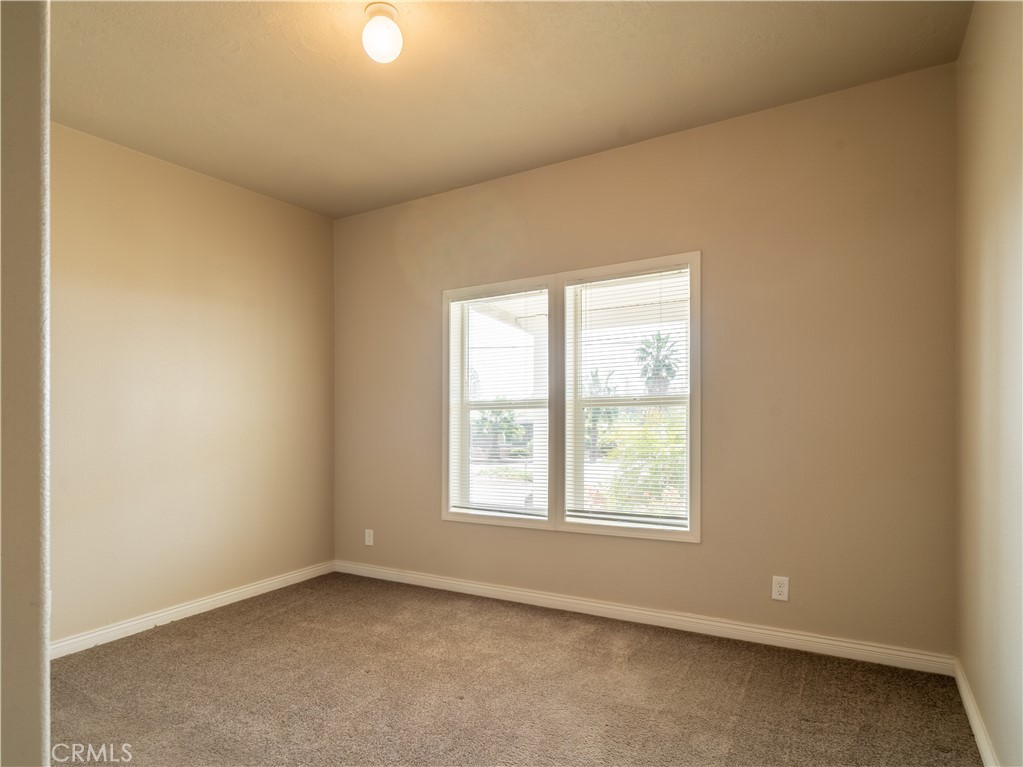 5548 Newland Road Paradise, CA 95969 - Photo 8 of 23 an empty room with windows and closet