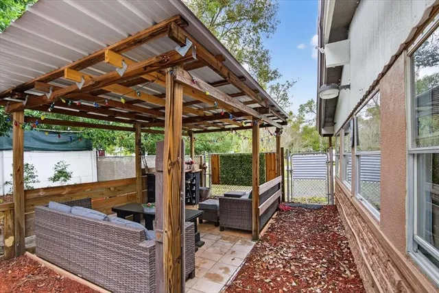 $285,000 | 38606 3rd Avenue, Zephyrhills, FL 33542