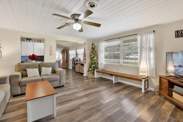 $285,000 | 38606 3rd Avenue, Zephyrhills, FL 33542