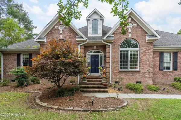 $755,000 | 110 Captains Lane, Sneads Ferry, NC 28460
