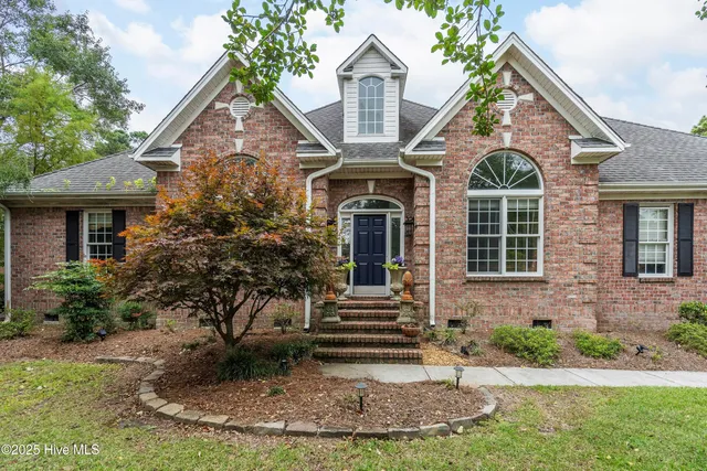 $755,000 | 110 Captains Lane, Sneads Ferry, NC 28460