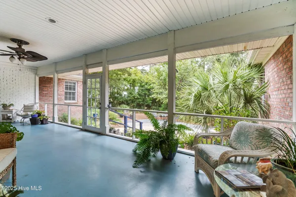 $755,000 | 110 Captains Lane, Sneads Ferry, NC 28460