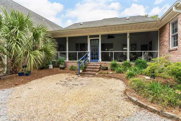 $755,000 | 110 Captains Lane, Sneads Ferry, NC 28460