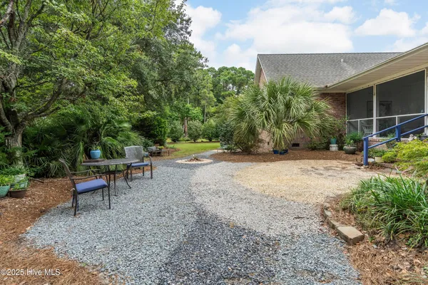 $755,000 | 110 Captains Lane, Sneads Ferry, NC 28460