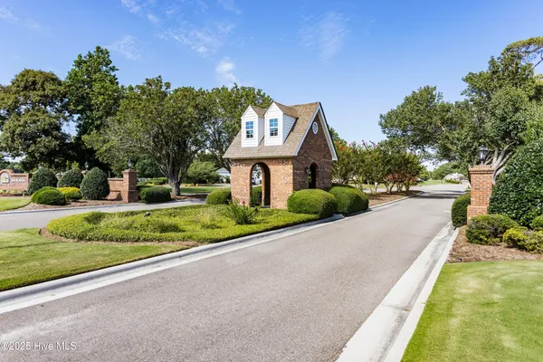 $755,000 | 110 Captains Lane, Sneads Ferry, NC 28460
