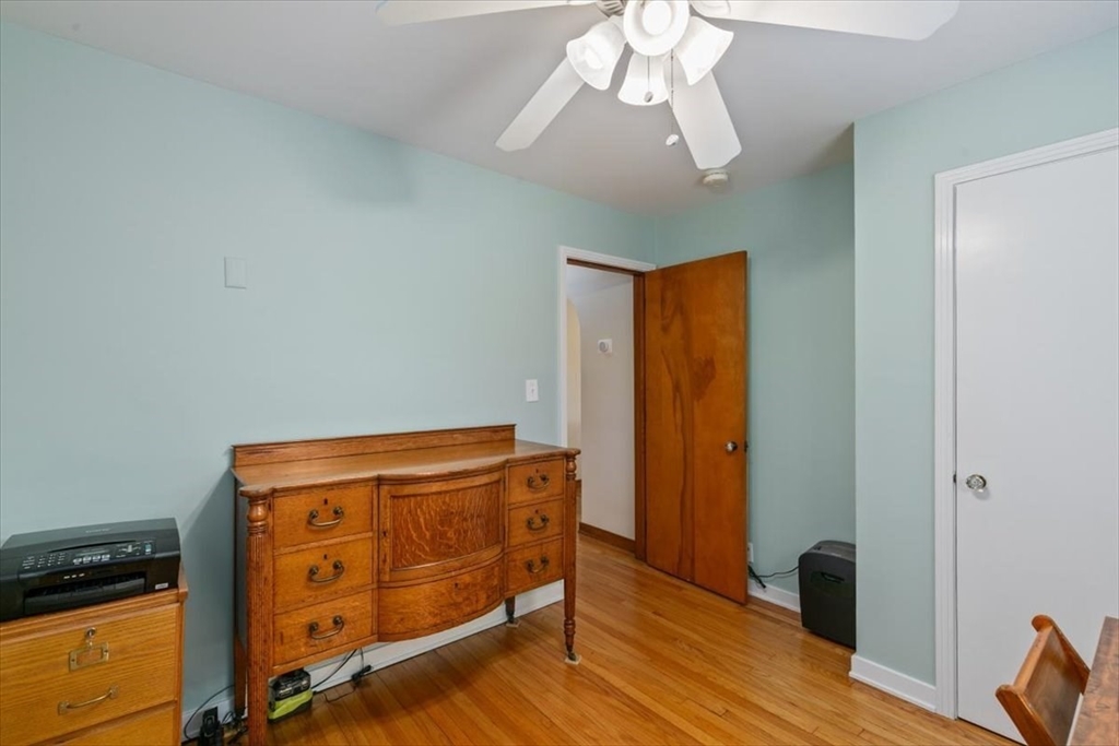 137 Bay State Road North Andover, MA 01845 - Photo 23 of 40