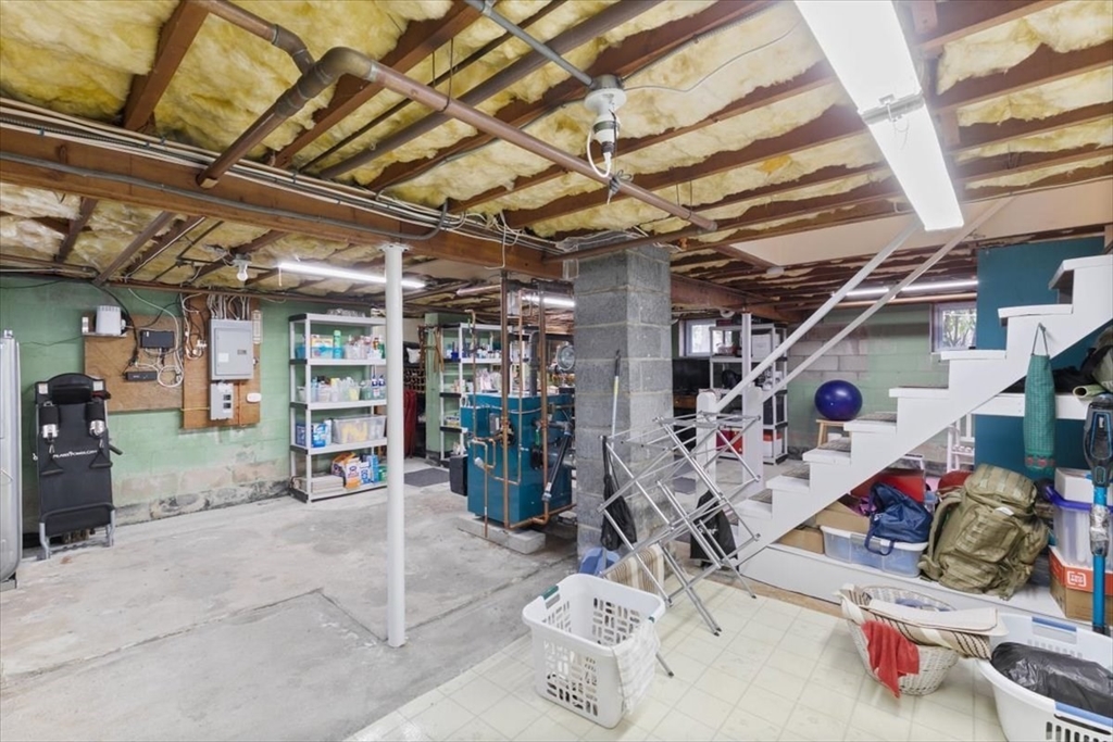 137 Bay State Road North Andover, MA 01845 - Photo 31 of 40