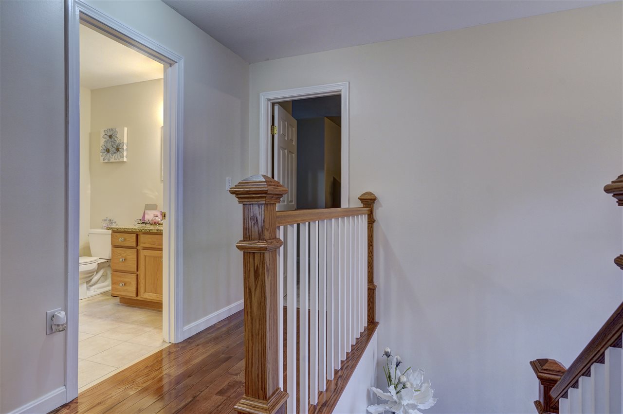 211 Mile Slip Road Milford, NH 03055 - Photo 17 of 38 Gallery Image 17