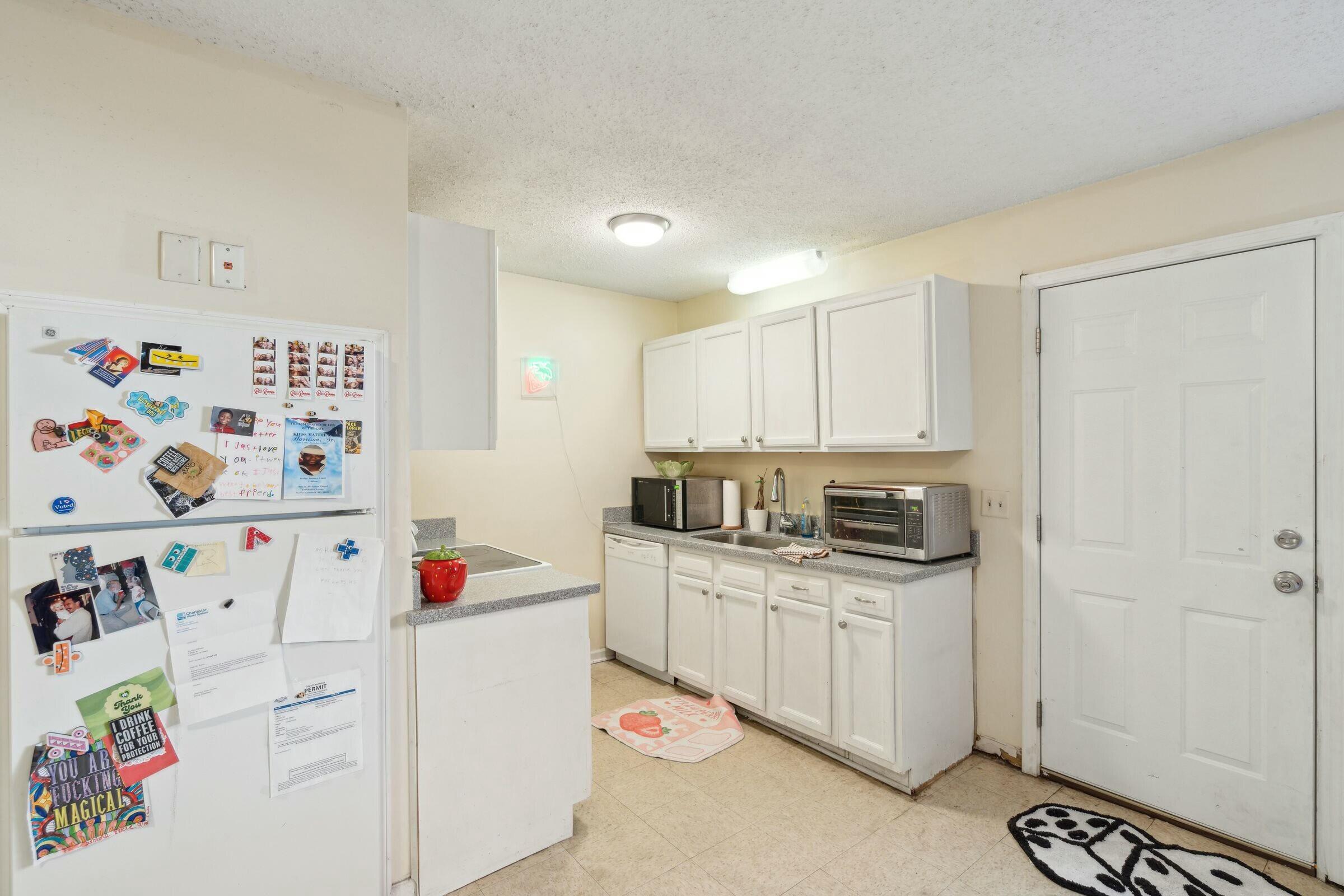 8-10 Blake Street Charleston, SC 29403 - Photo 12 of 23 tempImageV0VALn