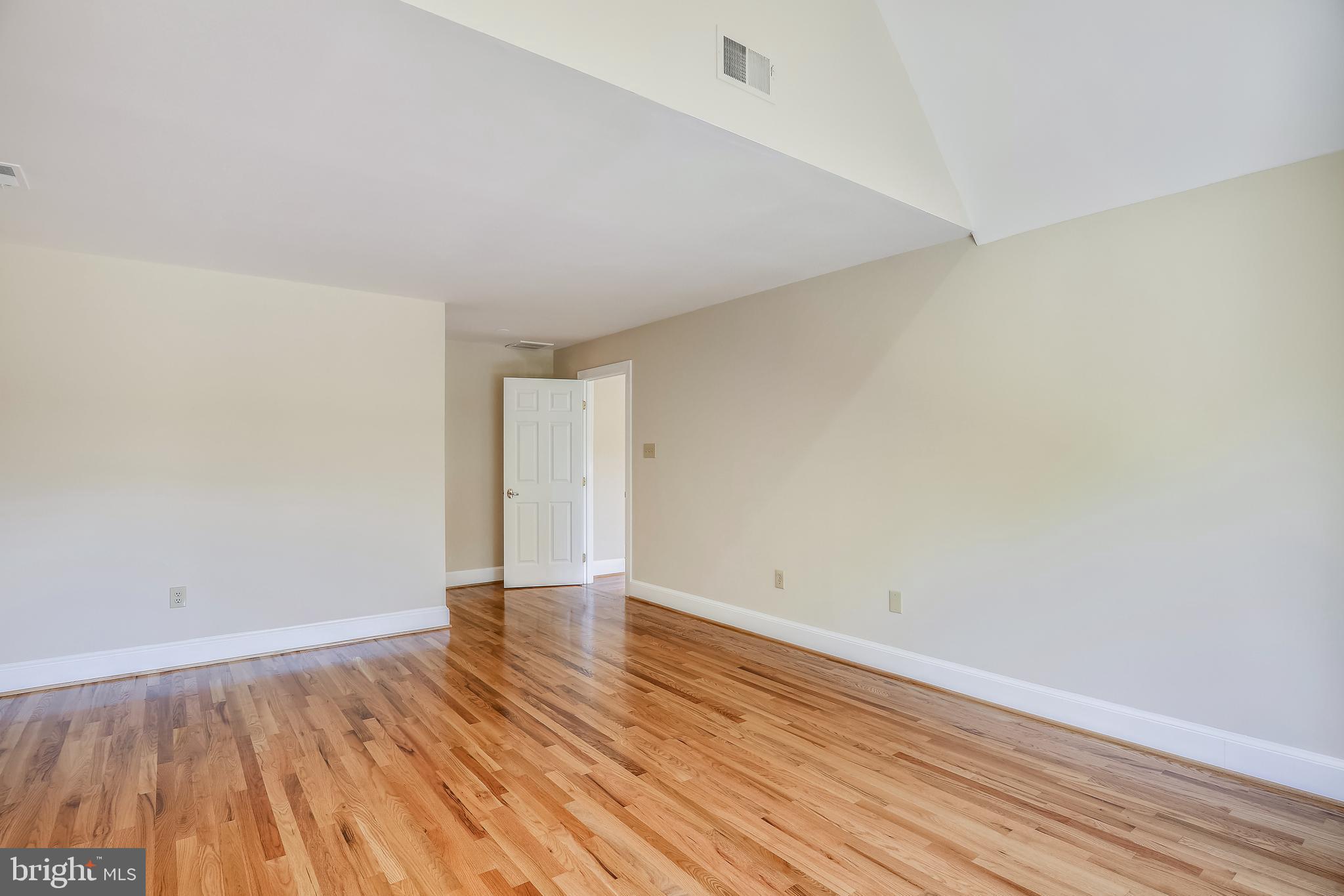 4400 Sangamore Road Bethesda, MD 20816 - Photo 35 of 63 Gallery Image 35