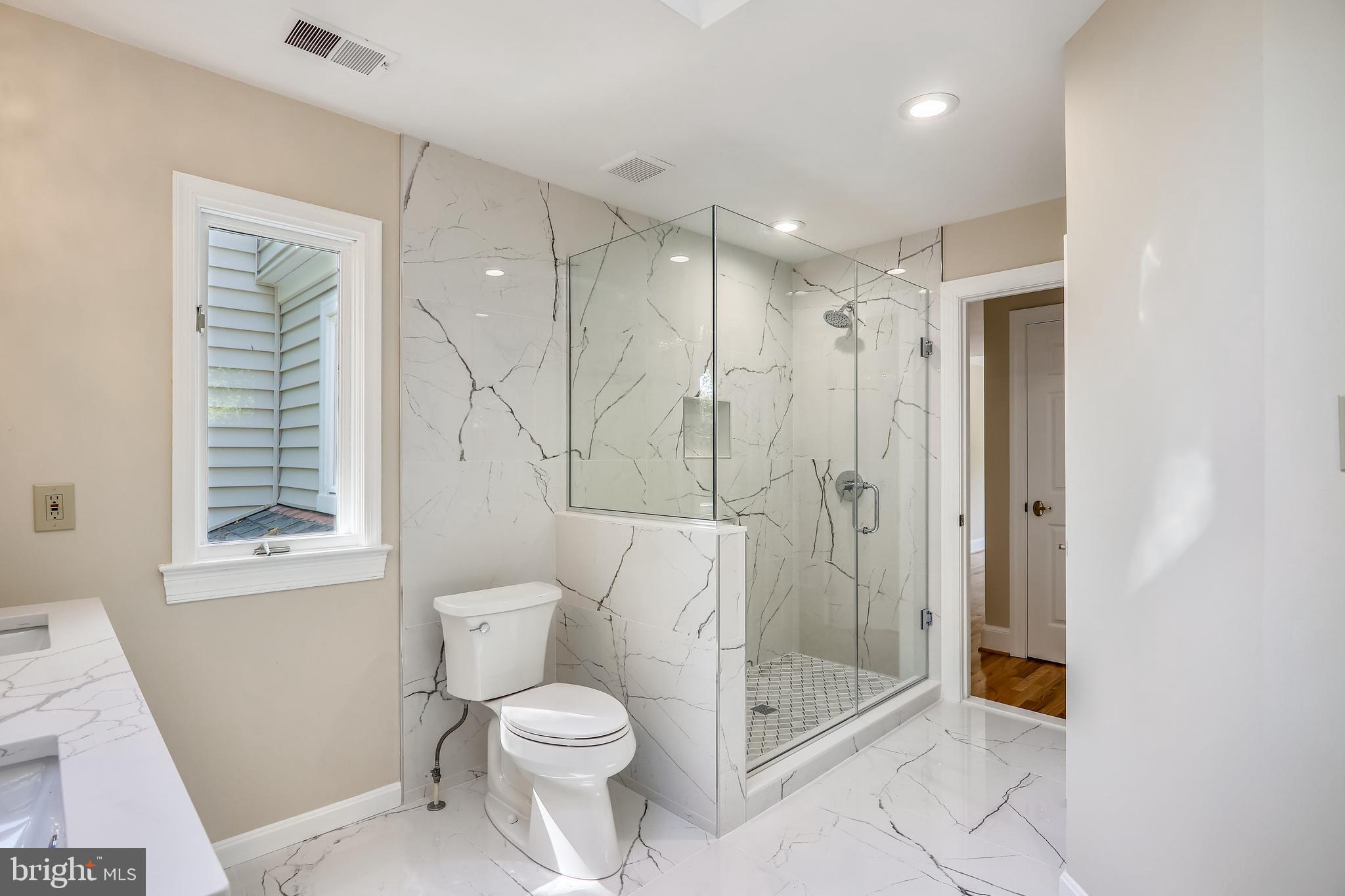 4400 Sangamore Road Bethesda, MD 20816 - Photo 38 of 63 Gallery Image 38