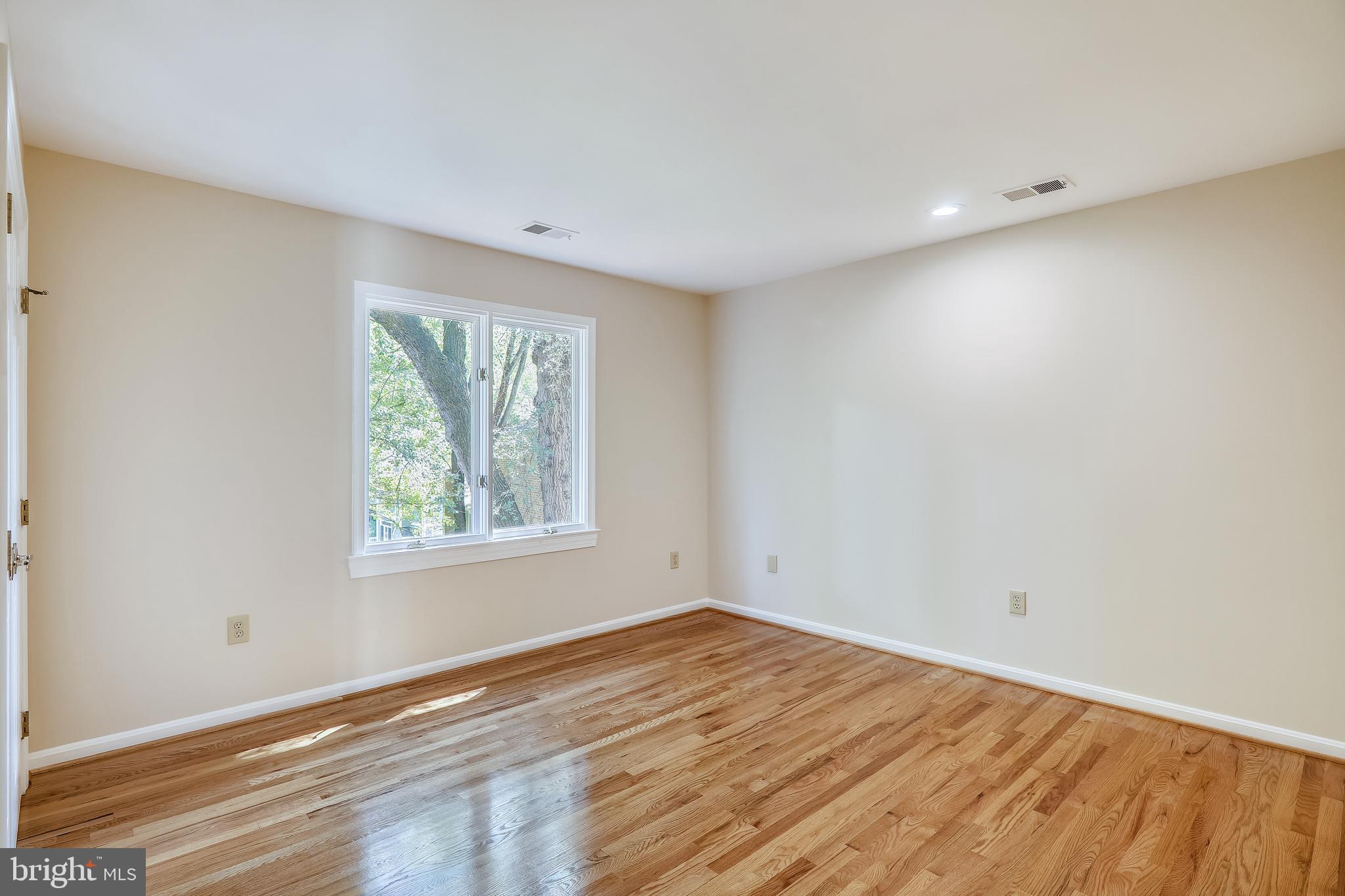 4400 Sangamore Road Bethesda, MD 20816 - Photo 44 of 63 Gallery Image 44
