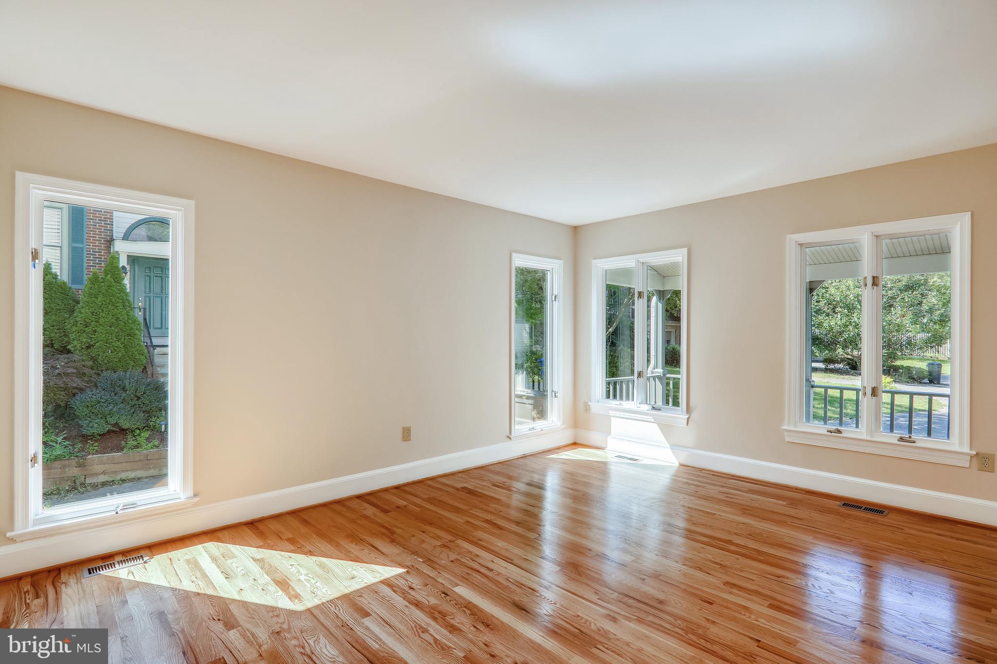 4400 Sangamore Road Bethesda, MD 20816 - Photo 9 of 63 Gallery Image 9