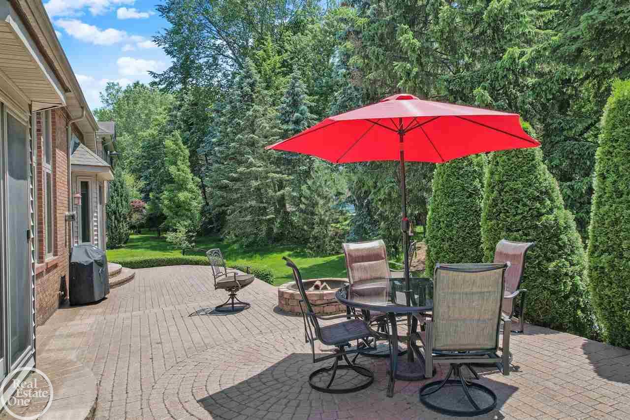 49446 Compass Point Drive Chesterfield, MI 48047 - Photo 43 of 50