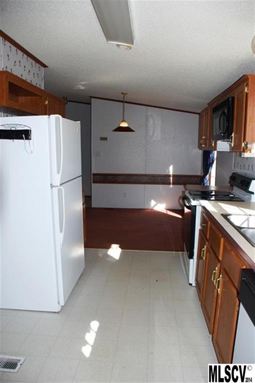 2972 Campground Road Granite Falls, NC 28630 - Photo 8 of 14 Gallery Image 8