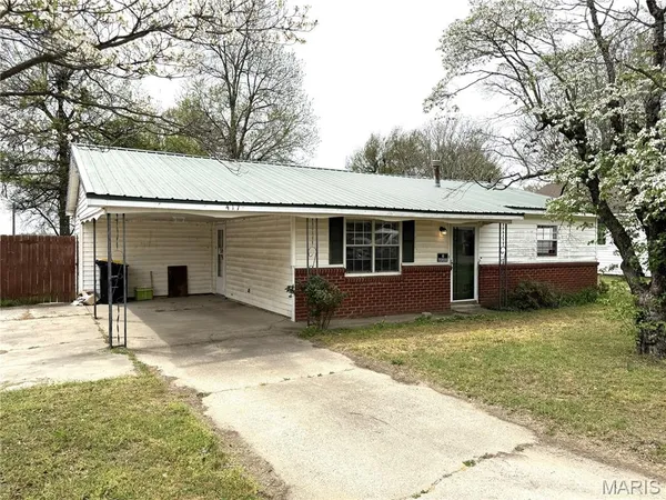 $85,500 | 1417 George Street, Kennett, MO 63857