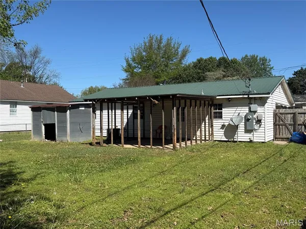$85,500 | 1417 George Street, Kennett, MO 63857