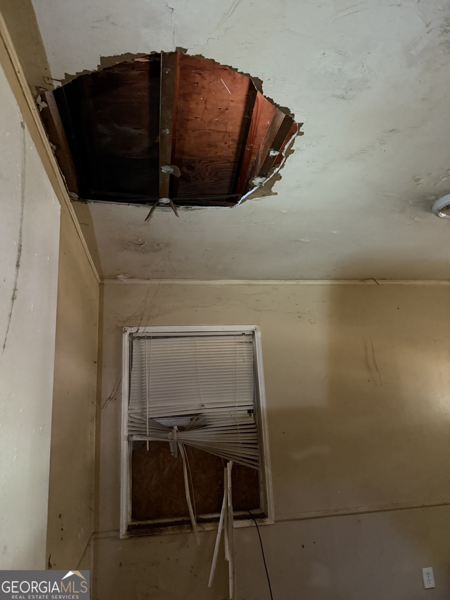 2468 Brevard Drive Macon, GA 31206 - Photo 26 of 27 a view of storage and utility room