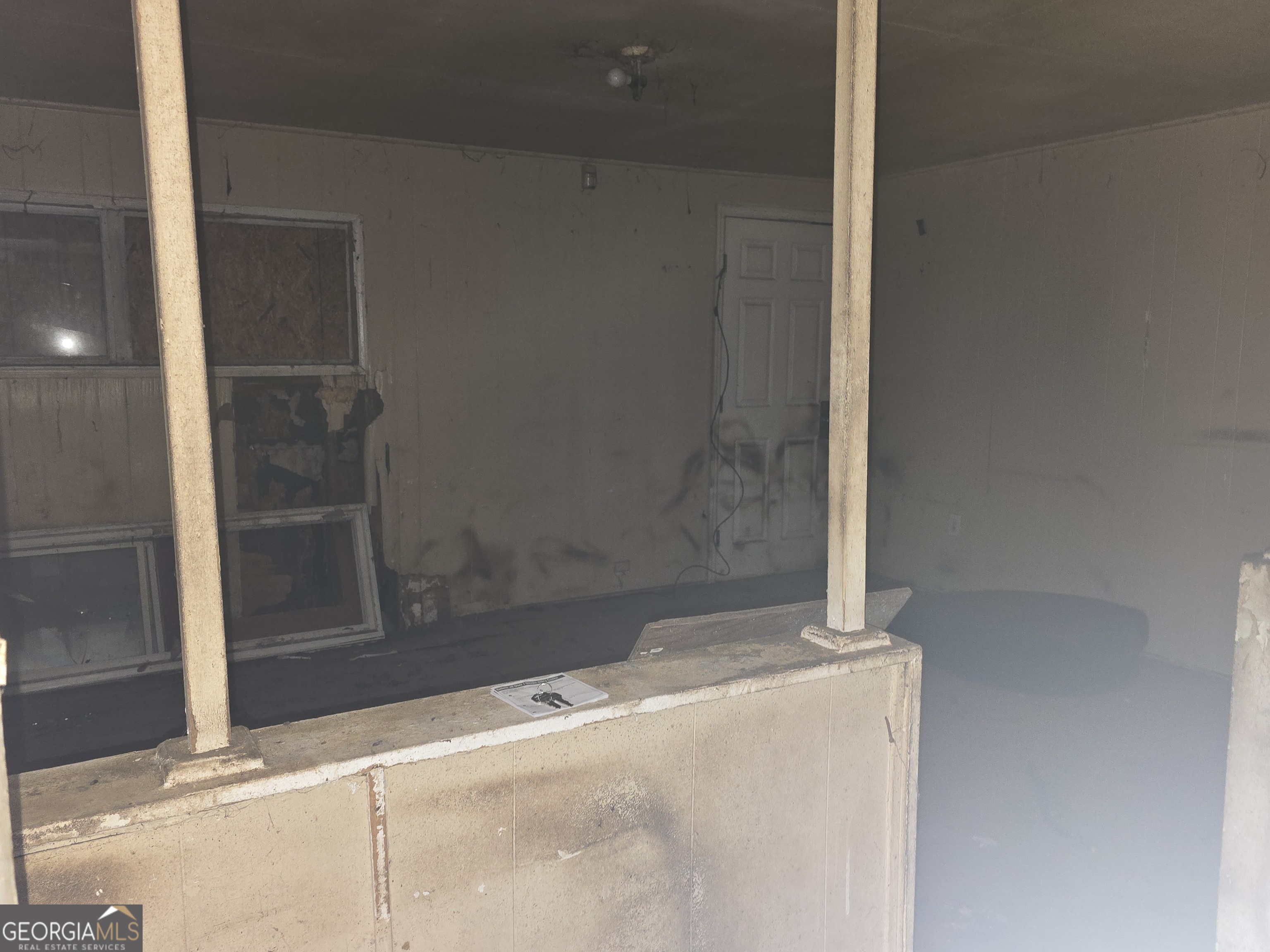 2468 Brevard Drive Macon, GA 31206 - Photo 10 of 27 a bathroom with a bathtub