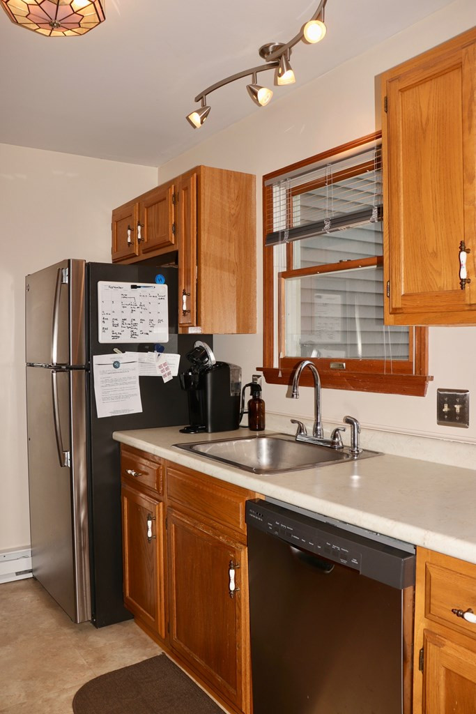 24 Set Point Plattsburgh, NY 12901 - Photo 8 of 18 Gallery Image 8