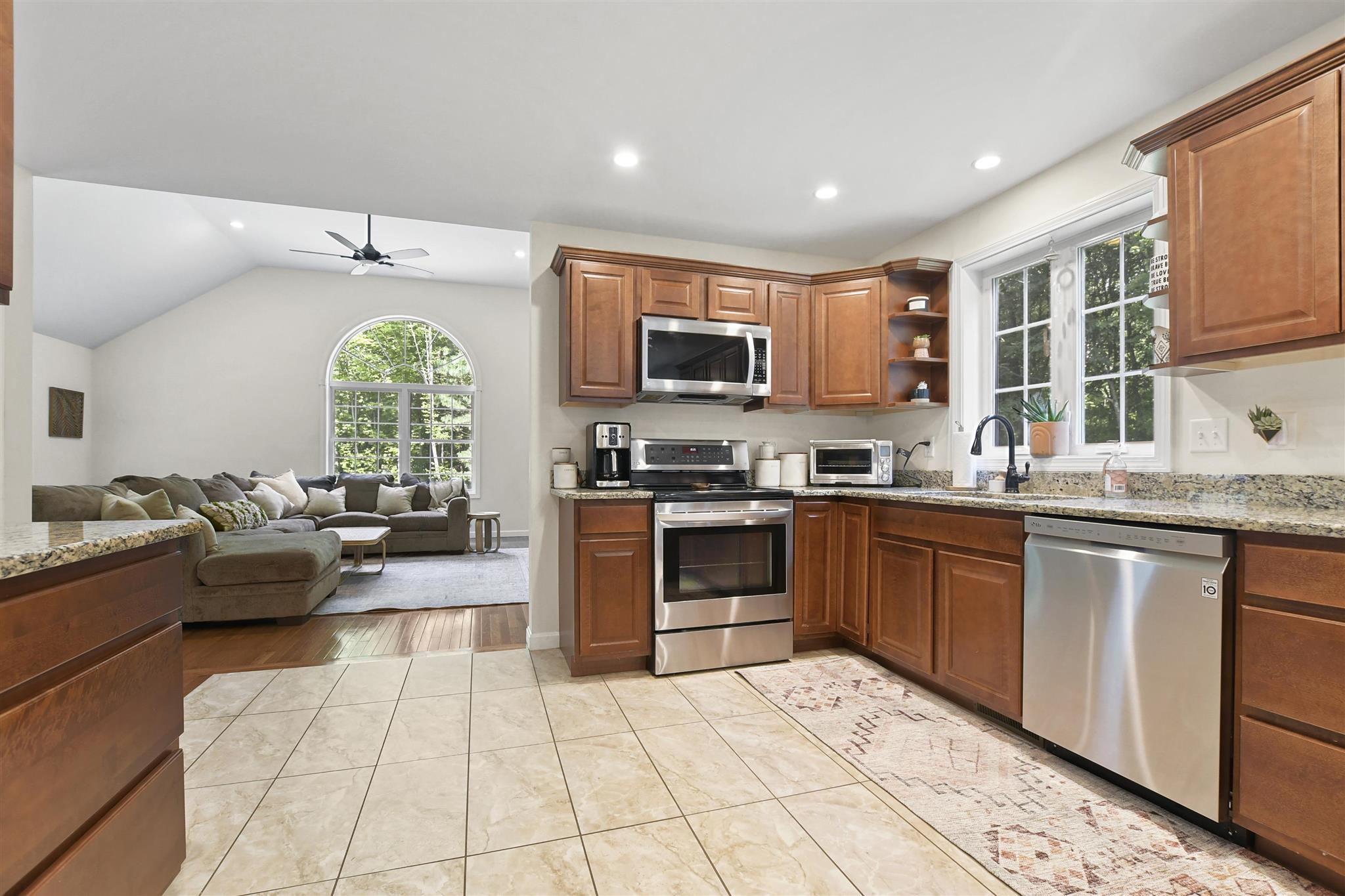 120 Nottingham Road Deerfield, NH 03037 - Photo 10 of 38