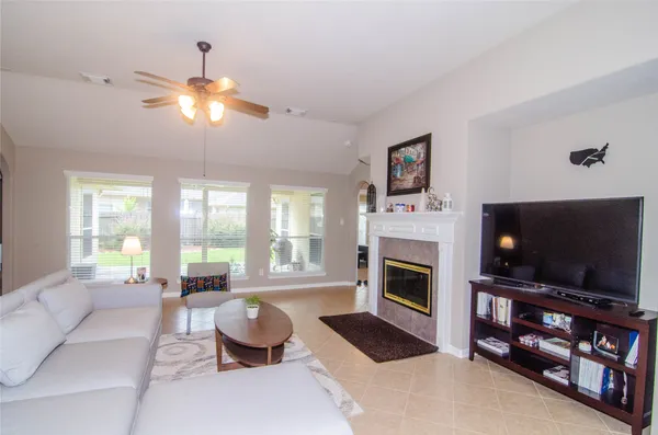 $2,400 | 26610 Heatherbriar Lane, Katy, TX 77494