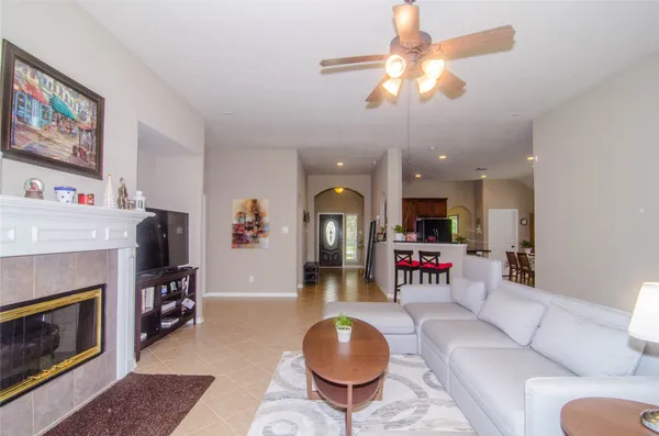 $2,400 | 26610 Heatherbriar Lane, Katy, TX 77494