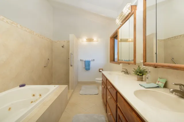 $1,999,000 | 68-3708 Ka Uhiwai Street, Waikoloa, HI 96738