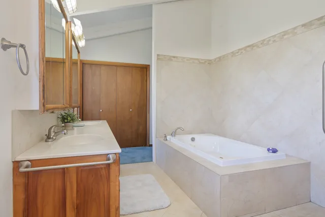 $1,999,000 | 68-3708 Ka Uhiwai Street, Waikoloa, HI 96738