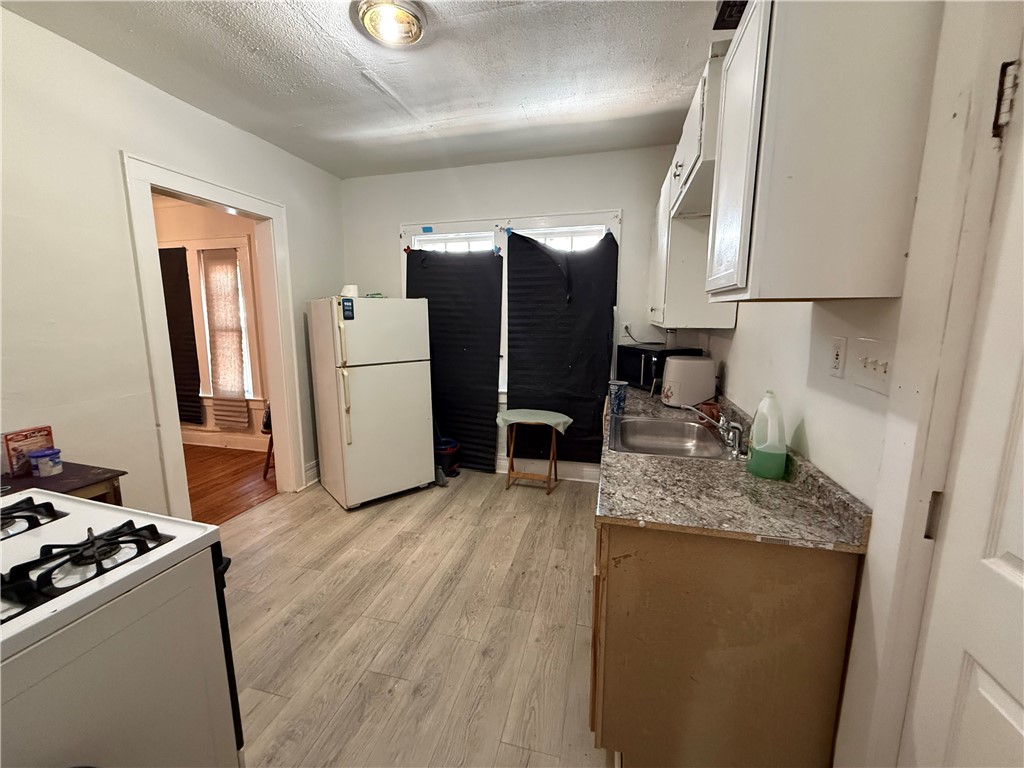 119-121 Ave B Rochester, NY 14621 - Photo 17 of 22 Gallery Image 17