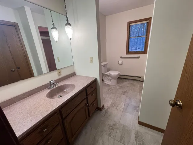 $710,000 | 7340 County Road 19 Southeast, Rochester, MN 55904