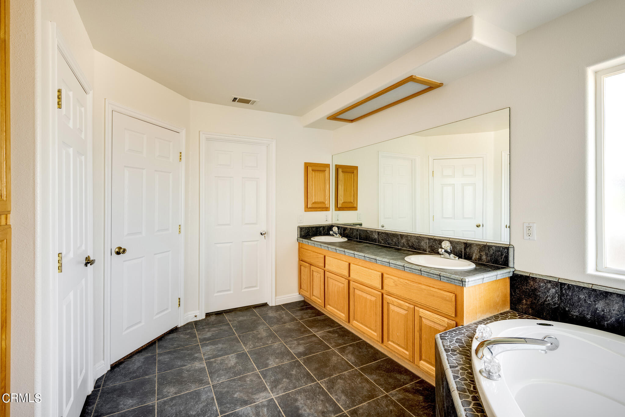 8968 Daisy Road Oak Hills, CA 92344 - Photo 22 of 65 snaplistla_22