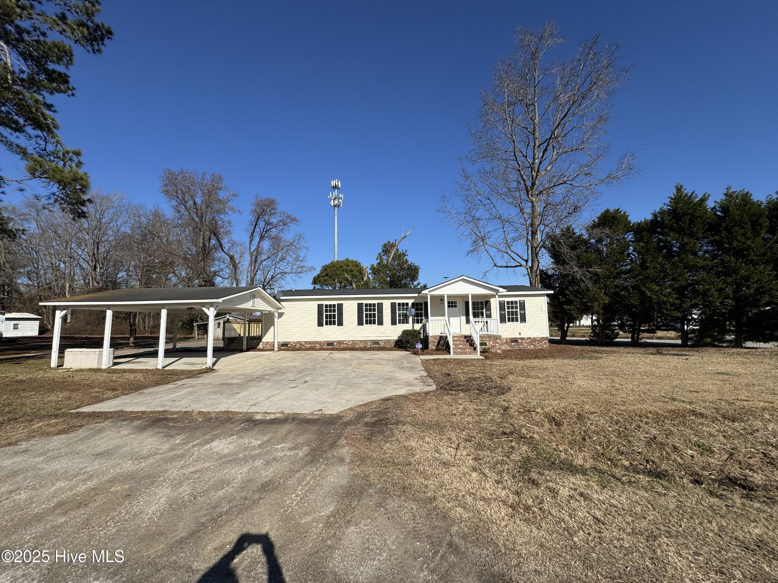 3895 Taylor Road Farmville, NC 27828 - Photo 5 of 25 Front