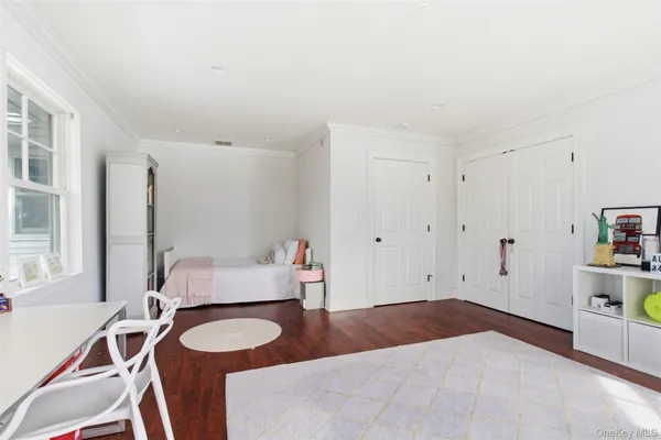 $18,000 | 74 Old Post Lane, Mamaroneck, NY 10543