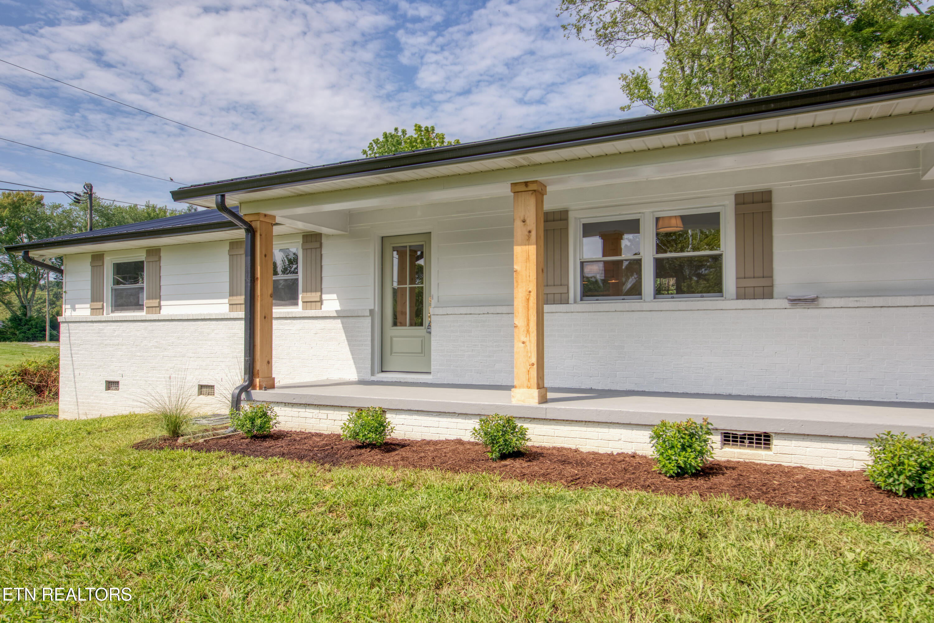 2707 Harris Road Knoxville, TN 37924 - Photo 4 of 38 0H3A9791_37