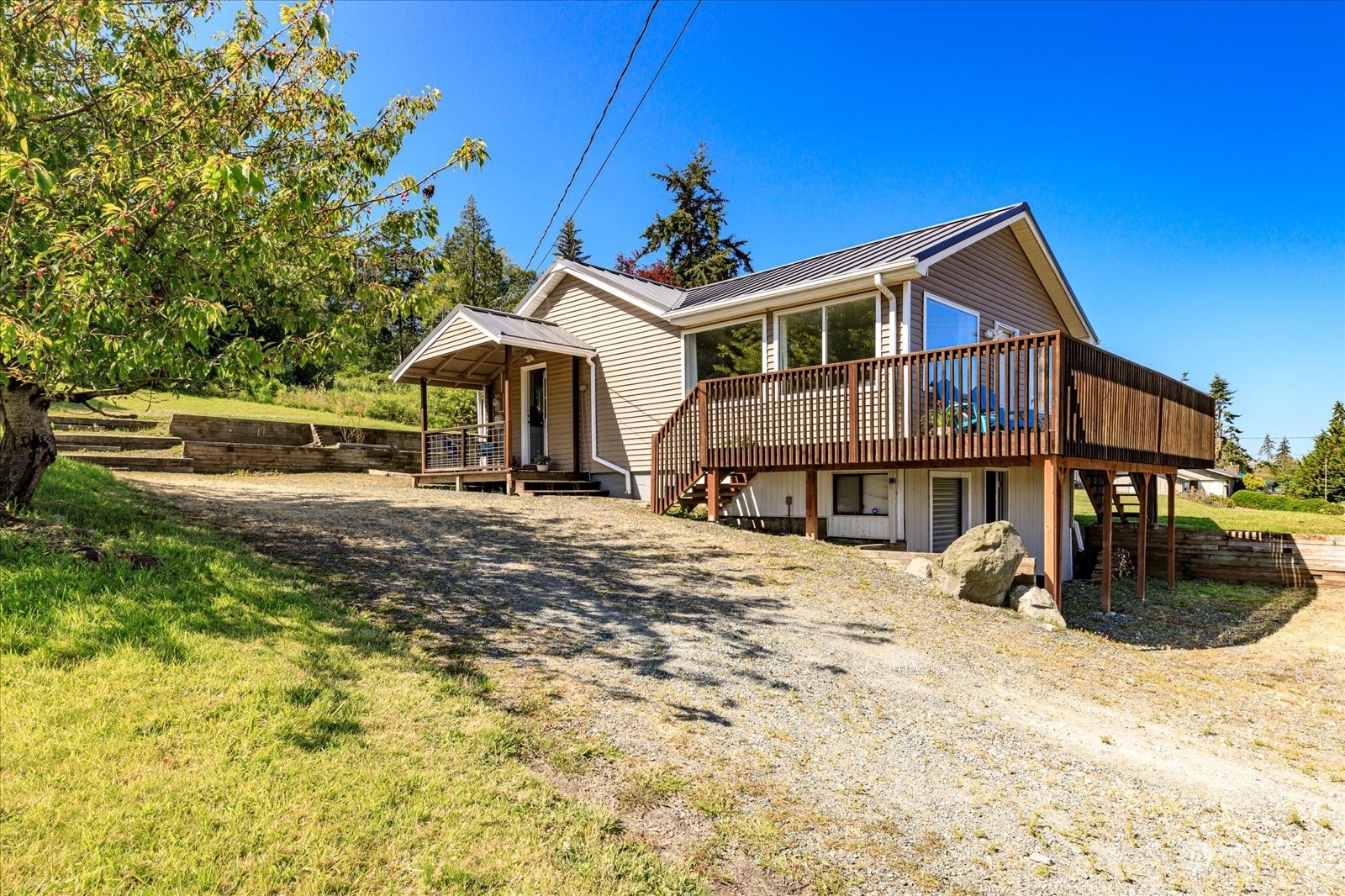 194 East Frostad Road Oak Harbor, WA 98277 - Photo 2 of 34 Gallery Image 2