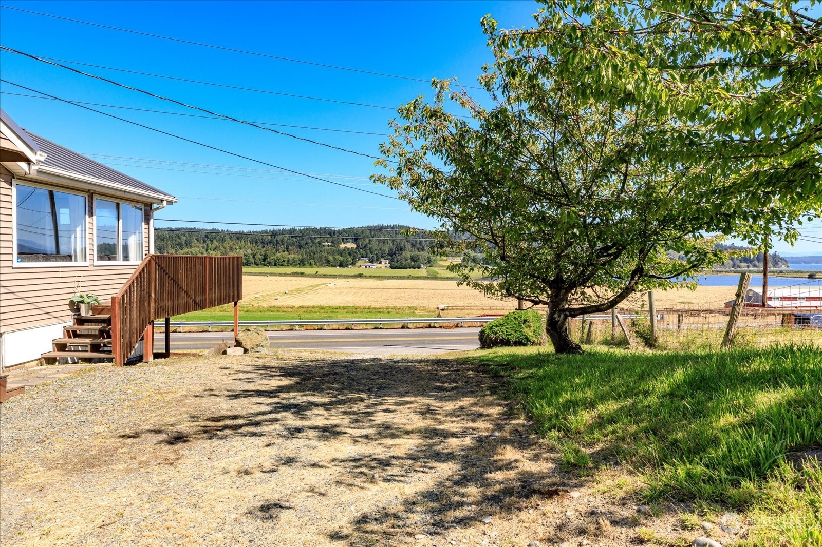 194 East Frostad Road Oak Harbor, WA 98277 - Photo 5 of 34 Gallery Image 5