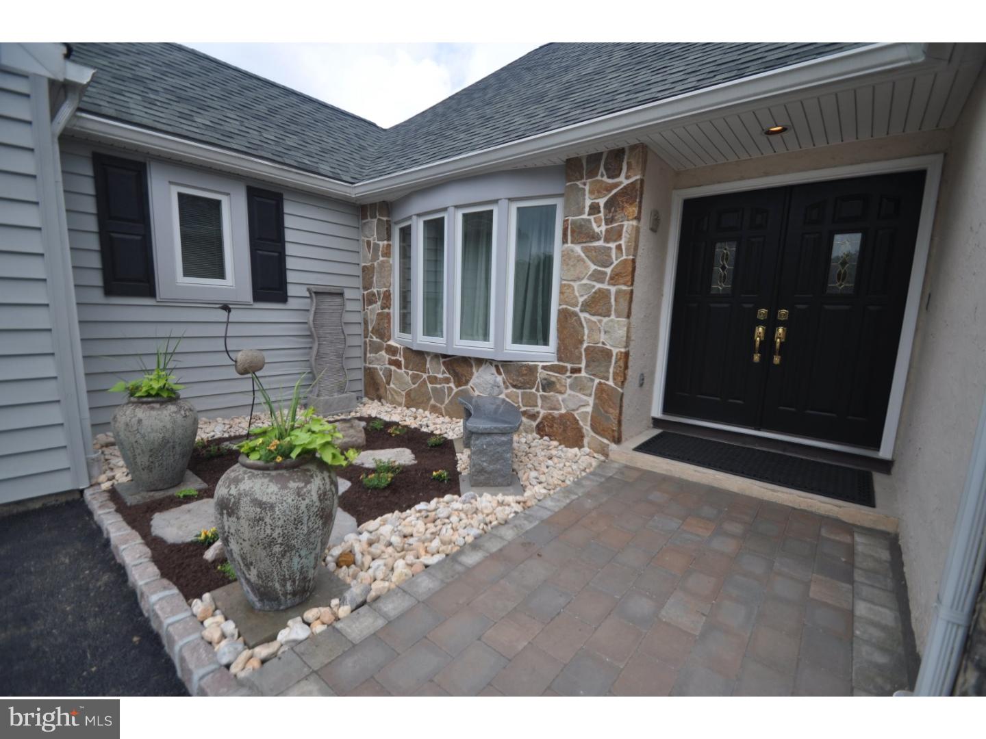 127 Forge Road Glen Mills, PA 19342 - Photo 3 of 23